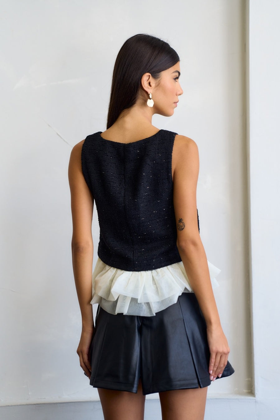 Sleeveless Tank with Ruffle Hem