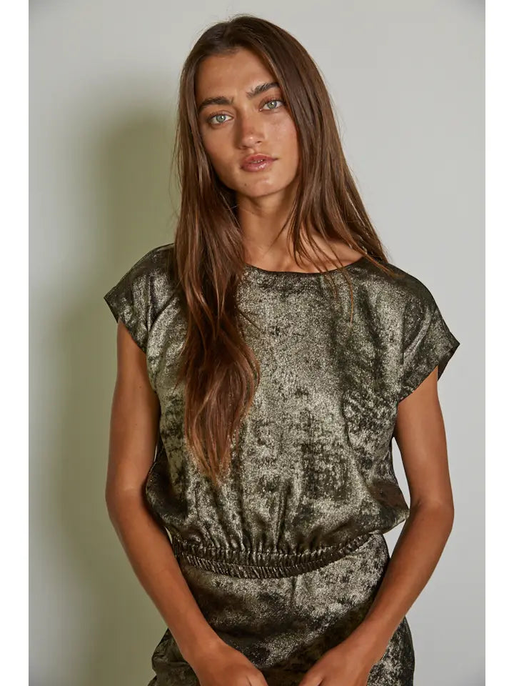 metallic bubble hem top